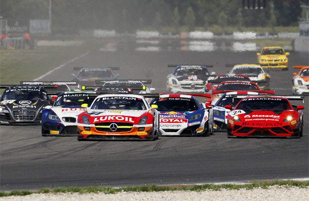 Photo: Eric Fabre/FIA GT Series