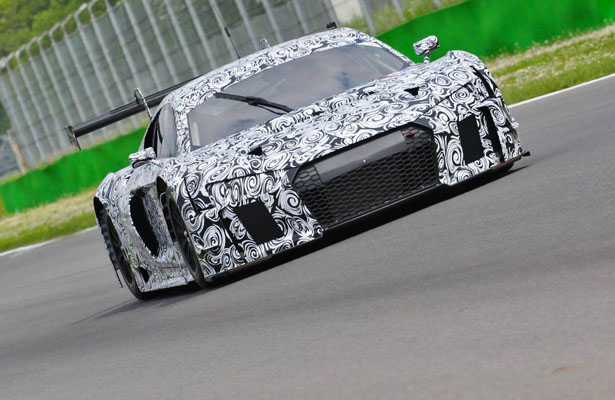 SPY SHOTS: Audi Testing at Monza – Sportscar365