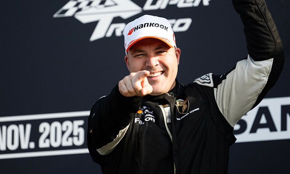 Topp Returns to Super Trofeo, Signs Bolduc